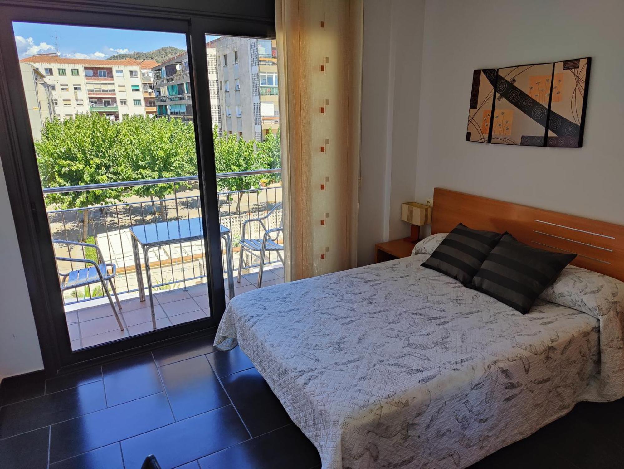 Hostal Manel Pineda de Mar Exterior photo